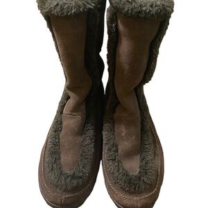 Timberland Brown suede Mukluks